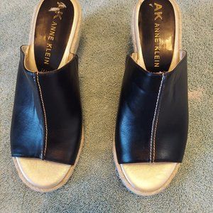 Anne Klein wedge, black faux leather, size 7M